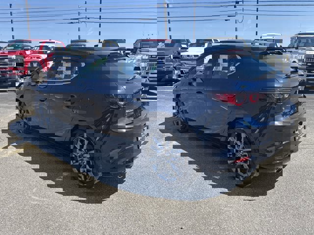 Used 2019 MAZDA MAZDA3 Hatchback w/ Preferred Package image 4