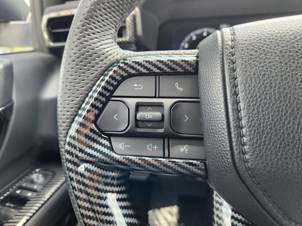 Used 2024 Toyota Tacoma TRD Sport AWD/4WD image 28