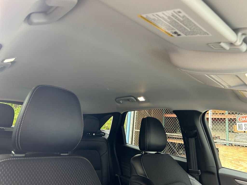 Used 2025 Ford Escape SE FWD image 27