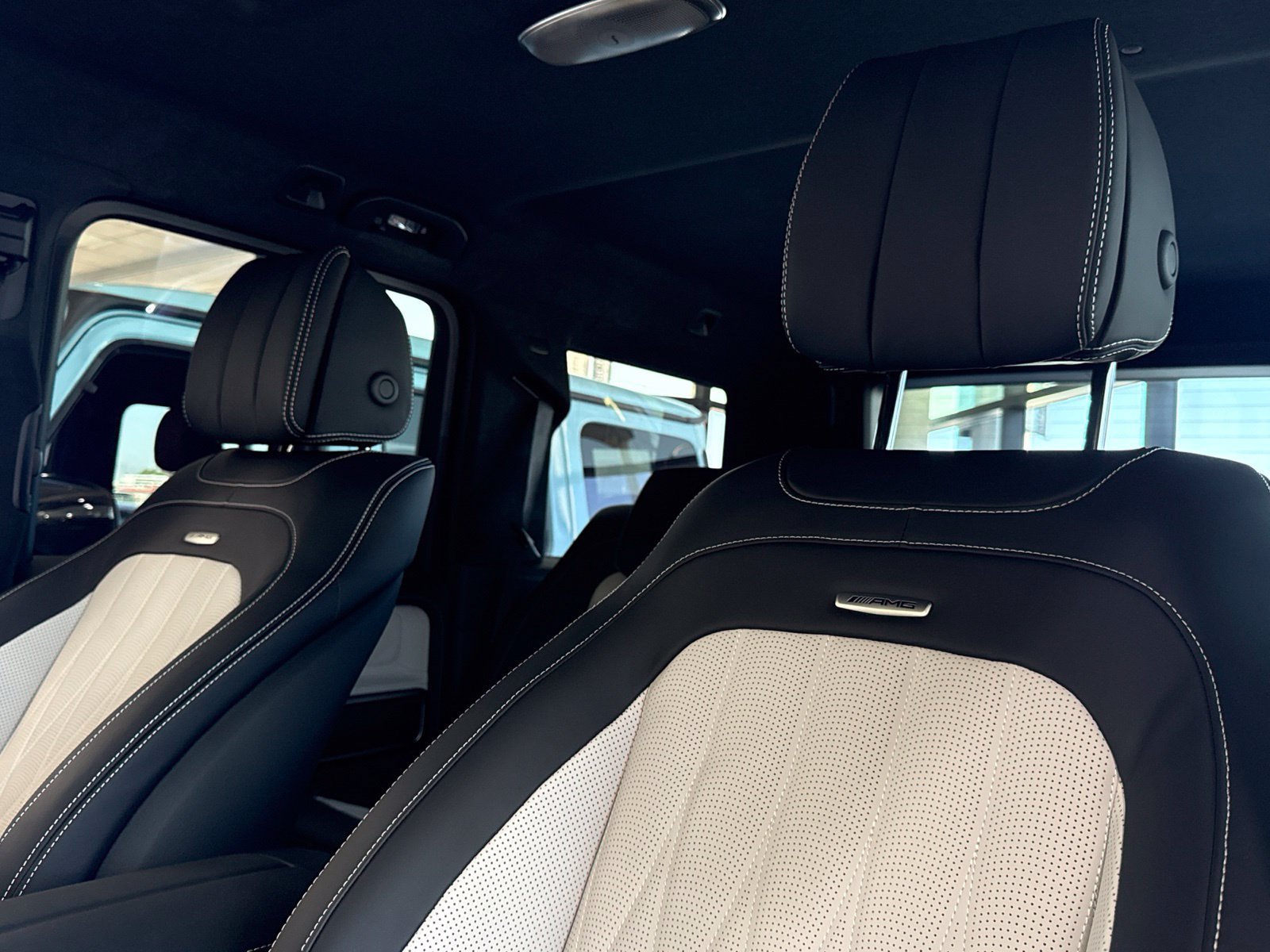 New 2027 Mercedes-Benz G 63 AMG 4MATIC image 10