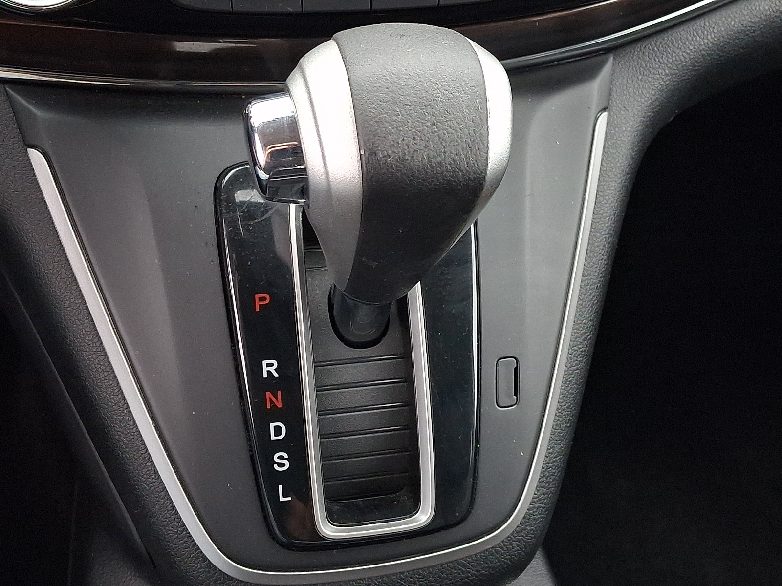 Used 2015 Honda CR-V Touring image 15