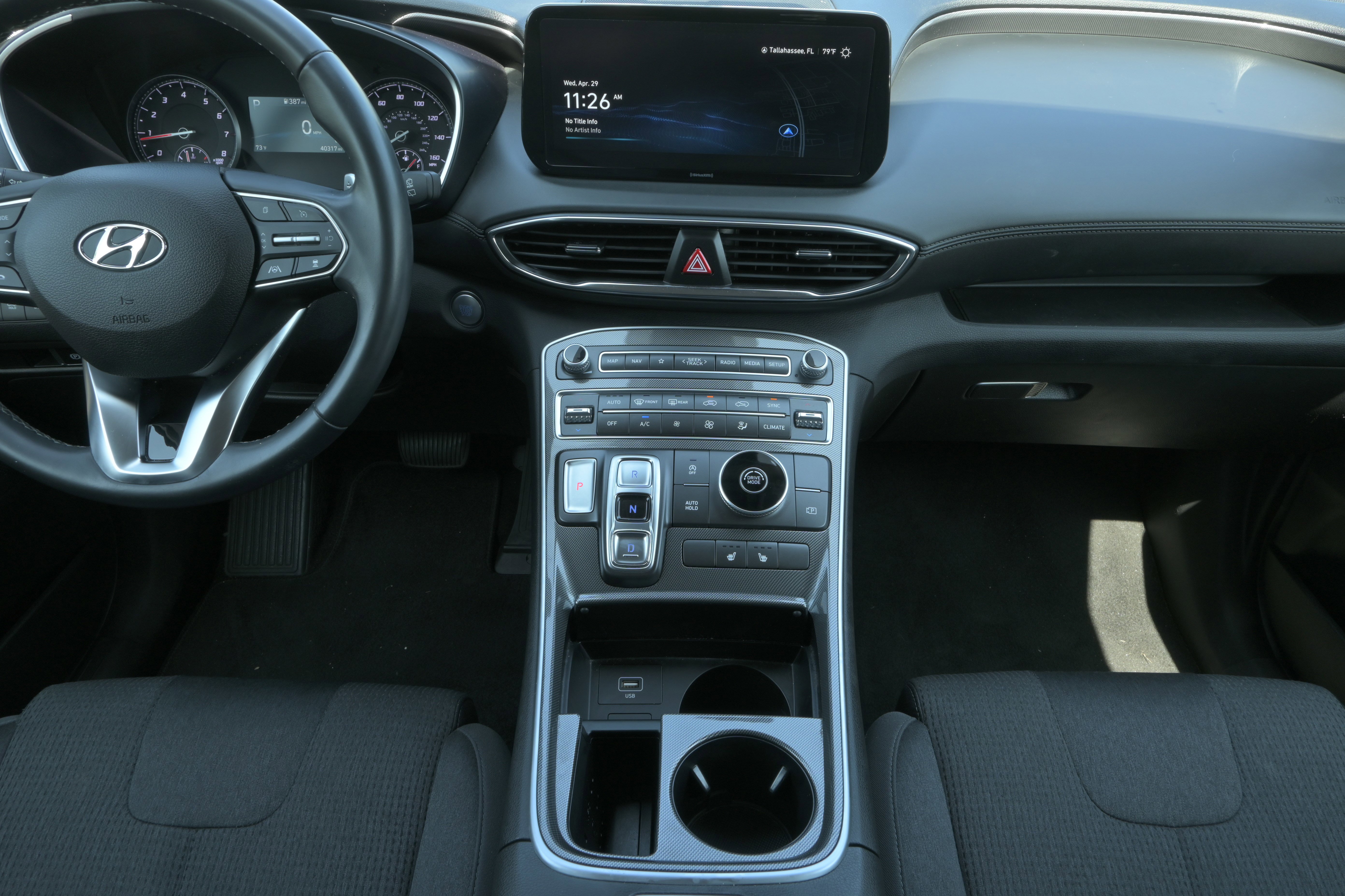 Used 2023 Hyundai Santa Fe SEL FWD image 12