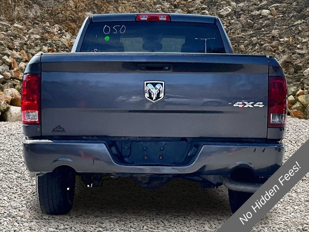 Used 2018 RAM 1500 Express AWD/4WD image 4