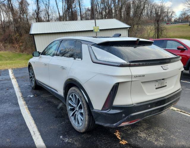 Used 2024 Cadillac Lyriq Sport image 8