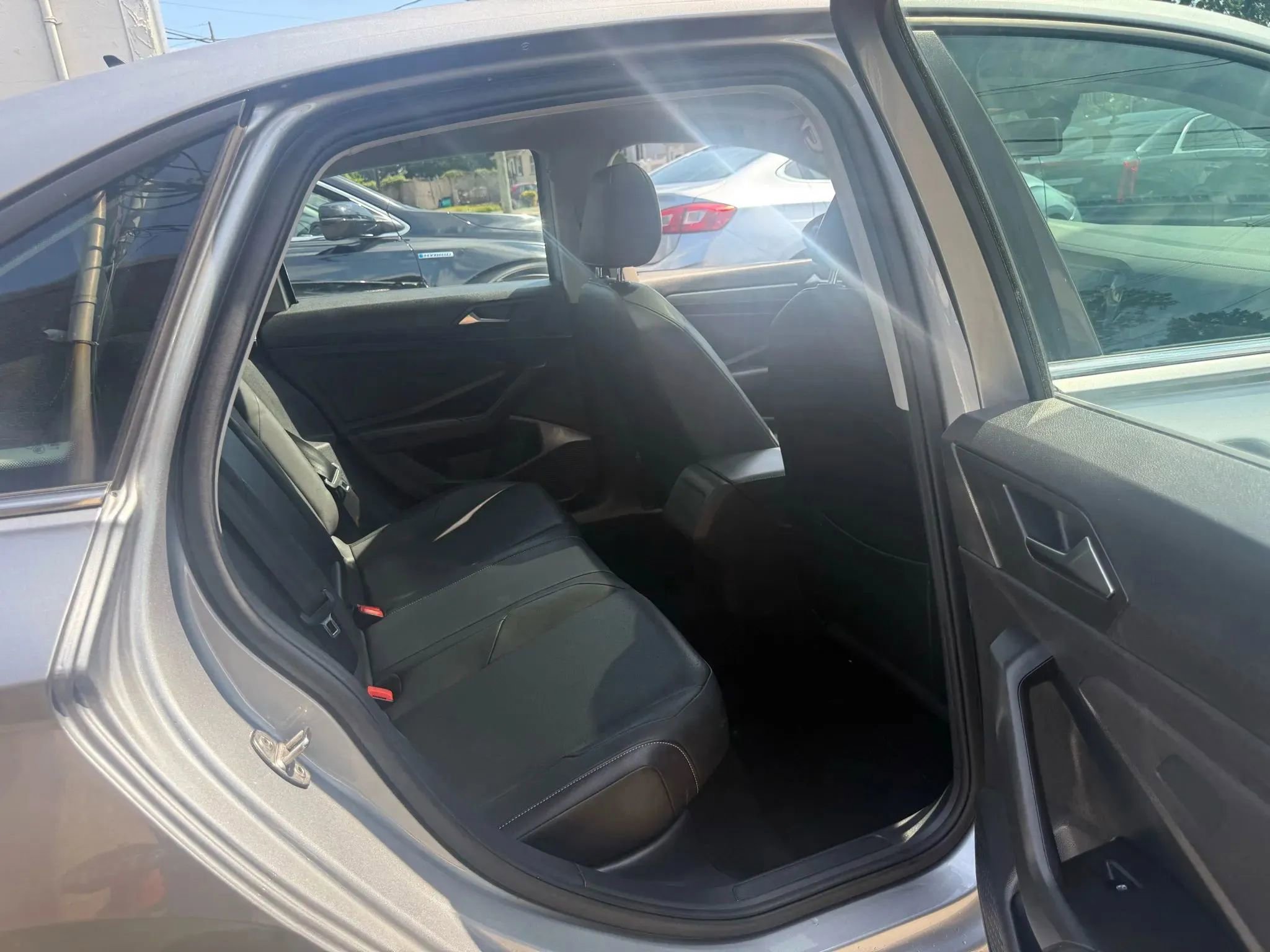 Used 2020 Volkswagen Jetta S image 27