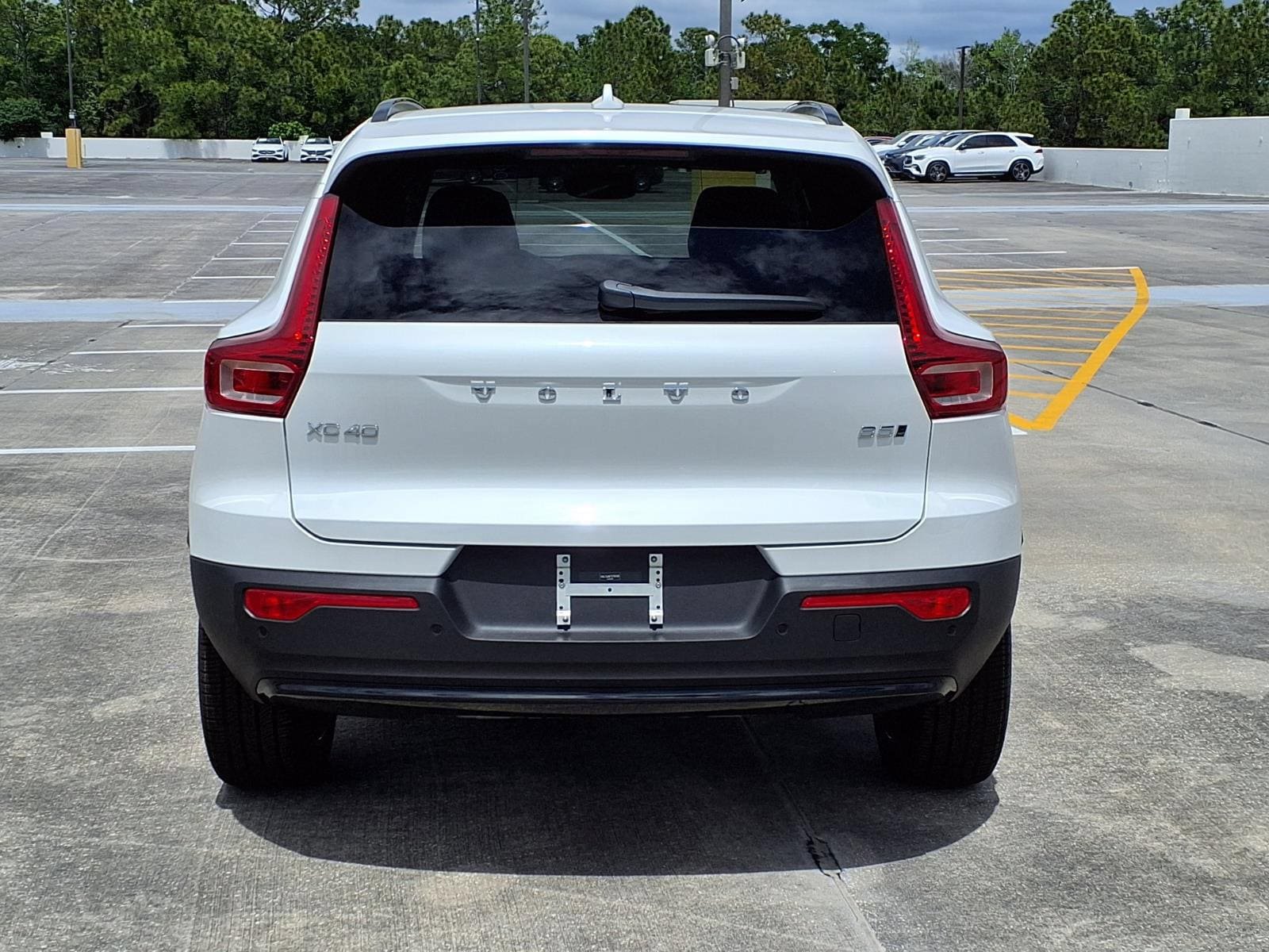 New 2026 Volvo XC40 B5 Ultra w/ Protection Package Premier AWD/4WD image 6