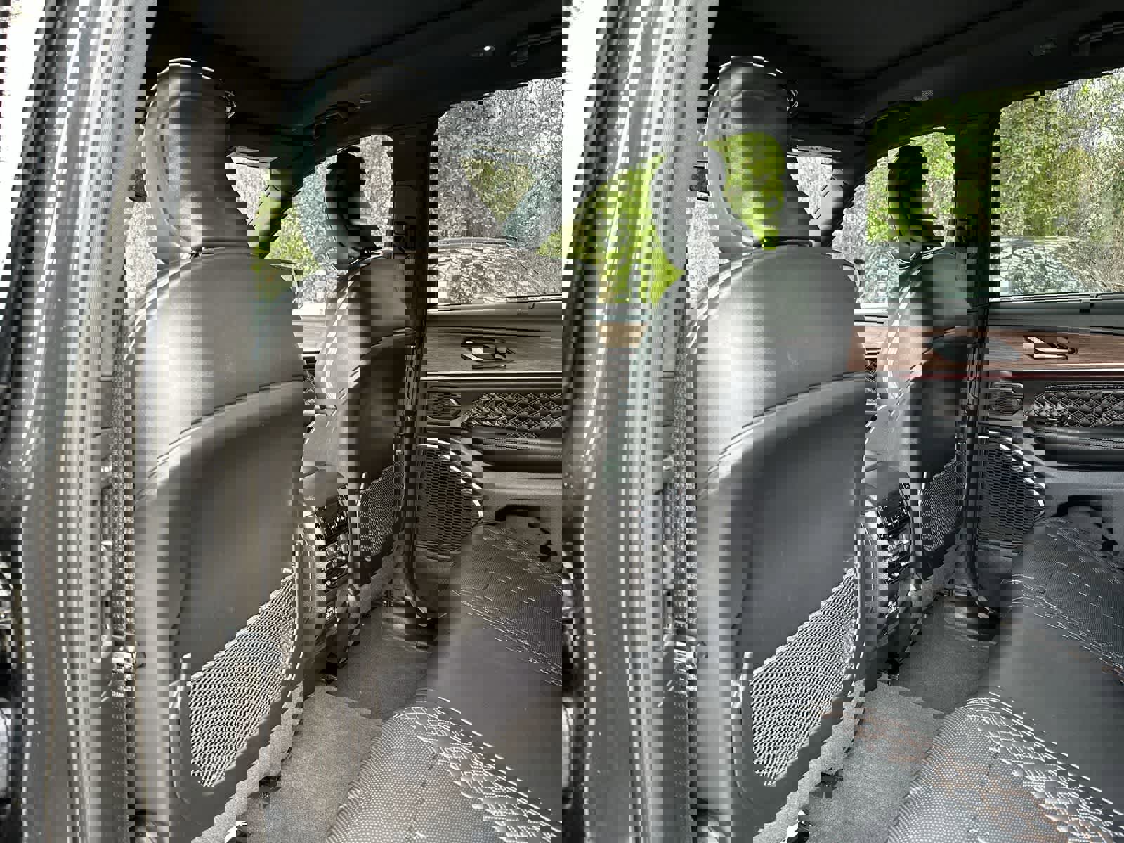 Used 2023 Jeep Grand Cherokee Summit w/ Luxury Tech Group V image 11