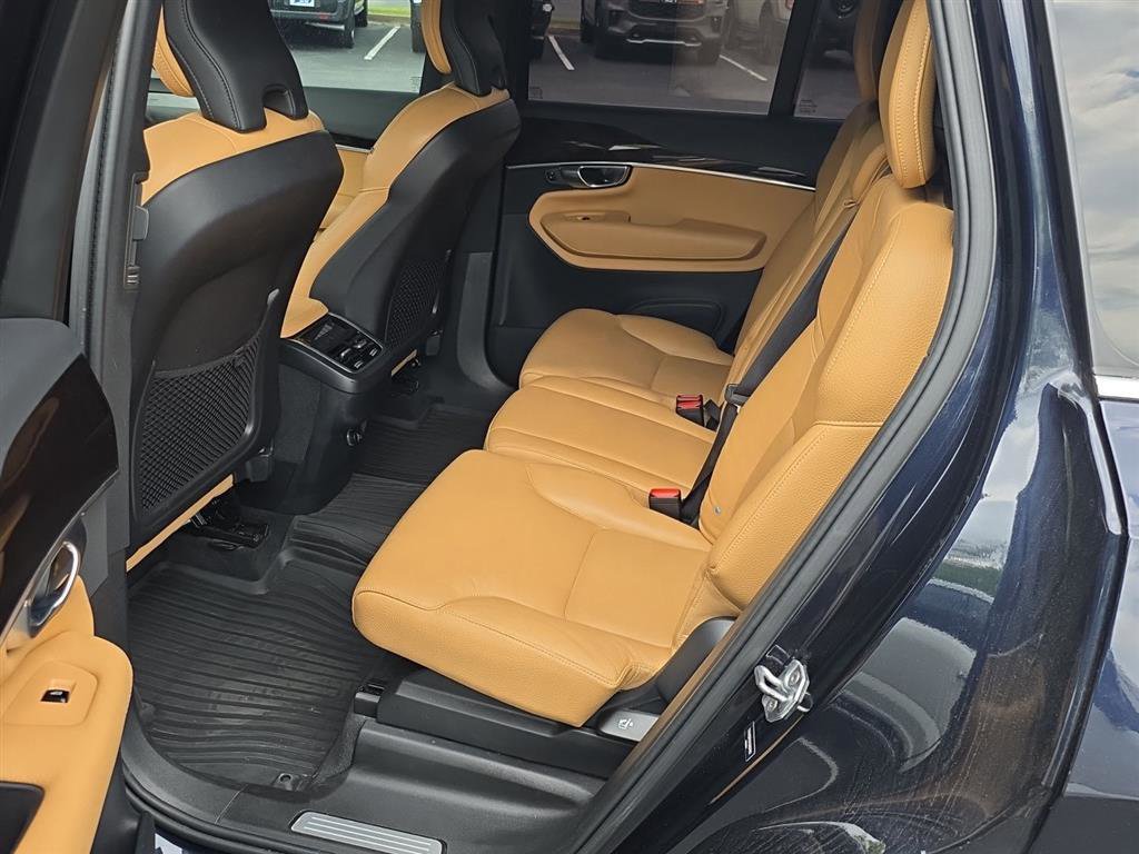 Used 2019 Volvo XC90 T6 Momentum w/ Advanced Package AWD/4WD image 6