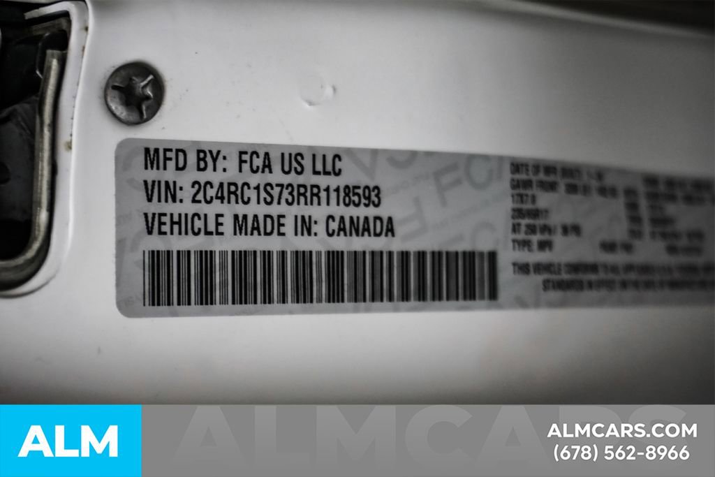 Used 2024 Chrysler Pacifica Select image 54