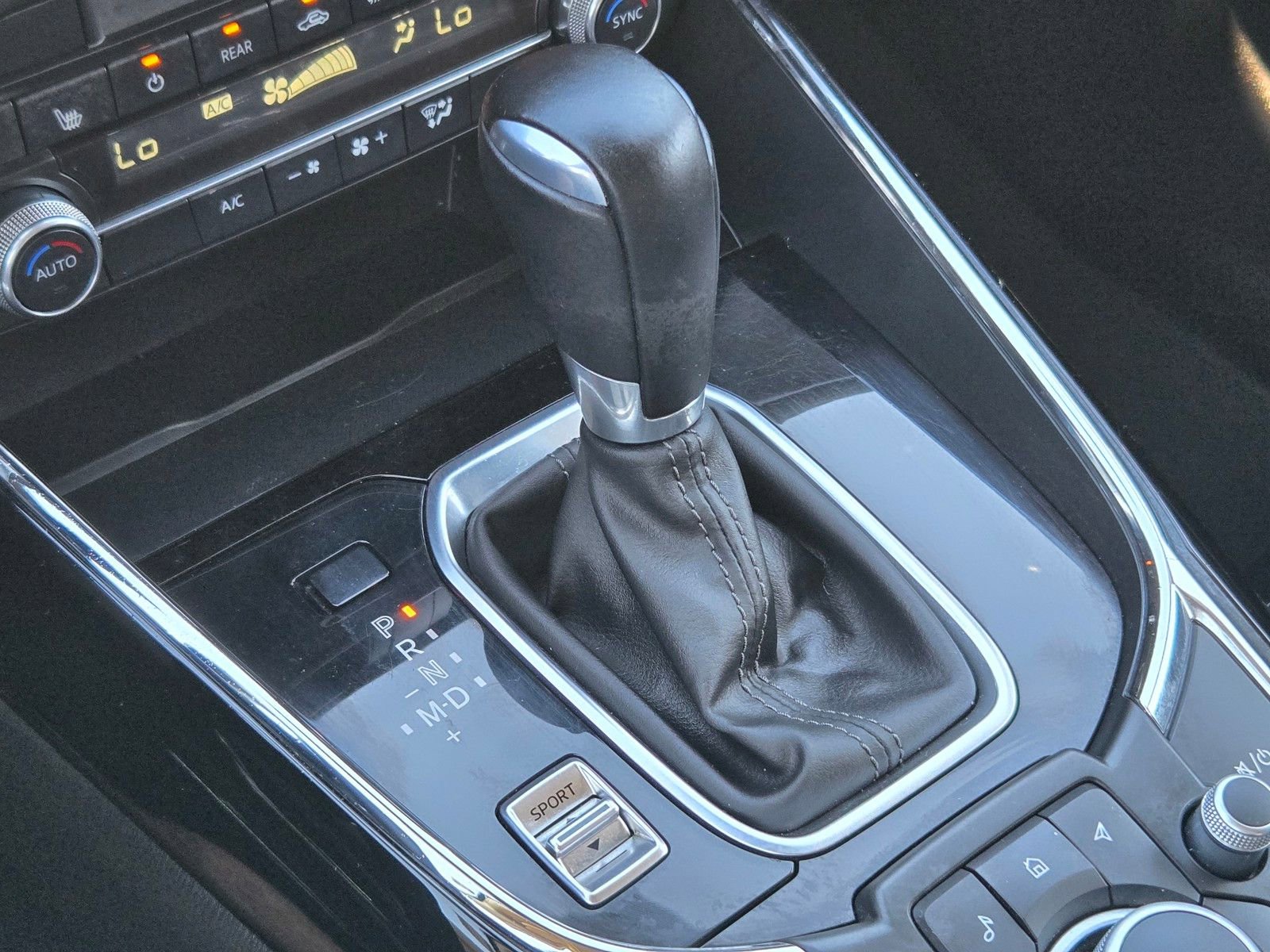 Certified 2023 MAZDA CX-9 Touring AWD/4WD image 28
