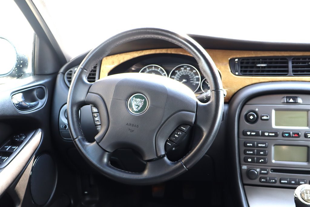 Used 2004 Jaguar X-TYPE 2.5 AWD/4WD image 14