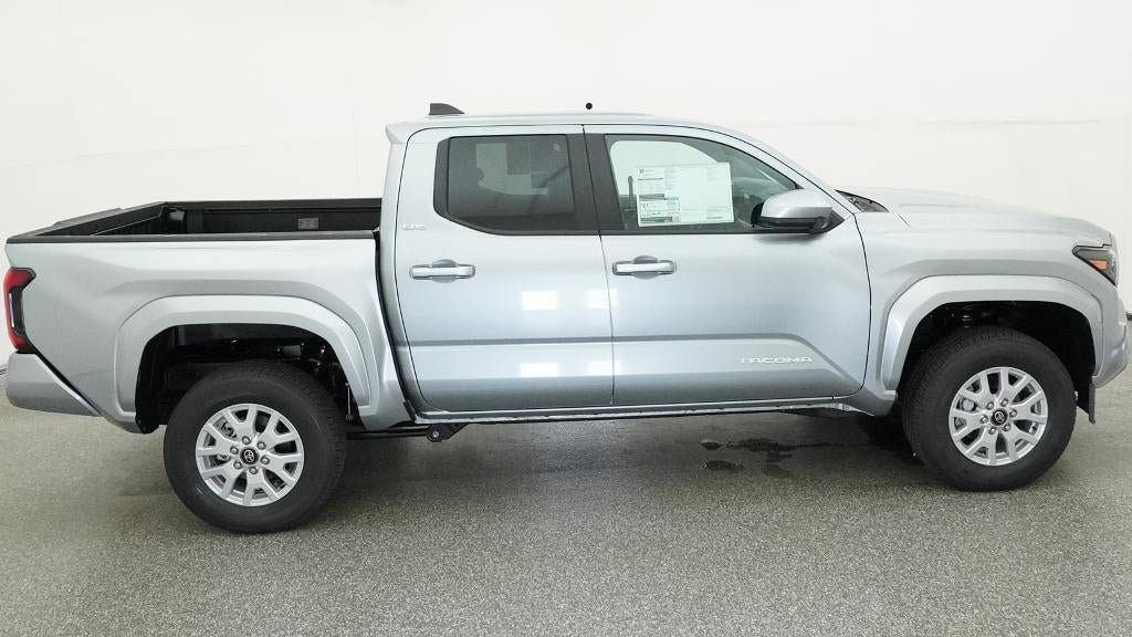 New 2026 Toyota Tacoma SR5 AWD/4WD image 11
