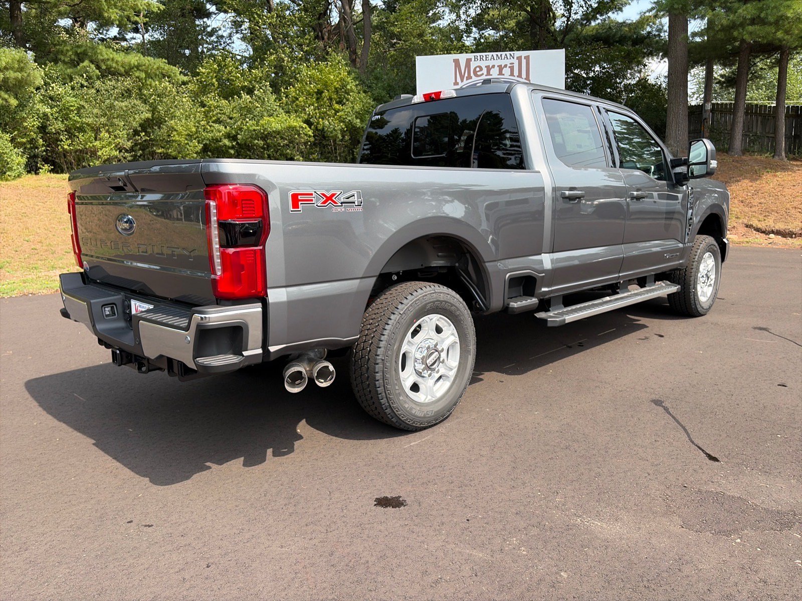 New 2026 Ford F250 XLT w/ XLT Premium Package AWD/4WD image 6