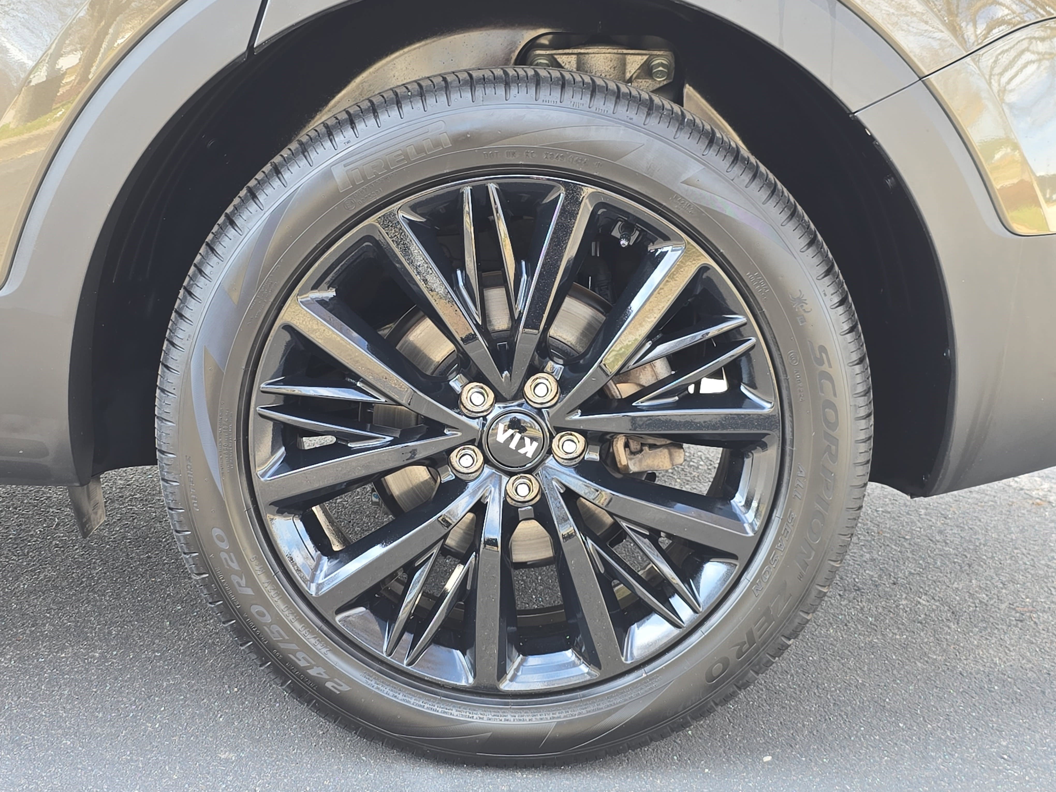 Used 2020 Kia Telluride SX image 36