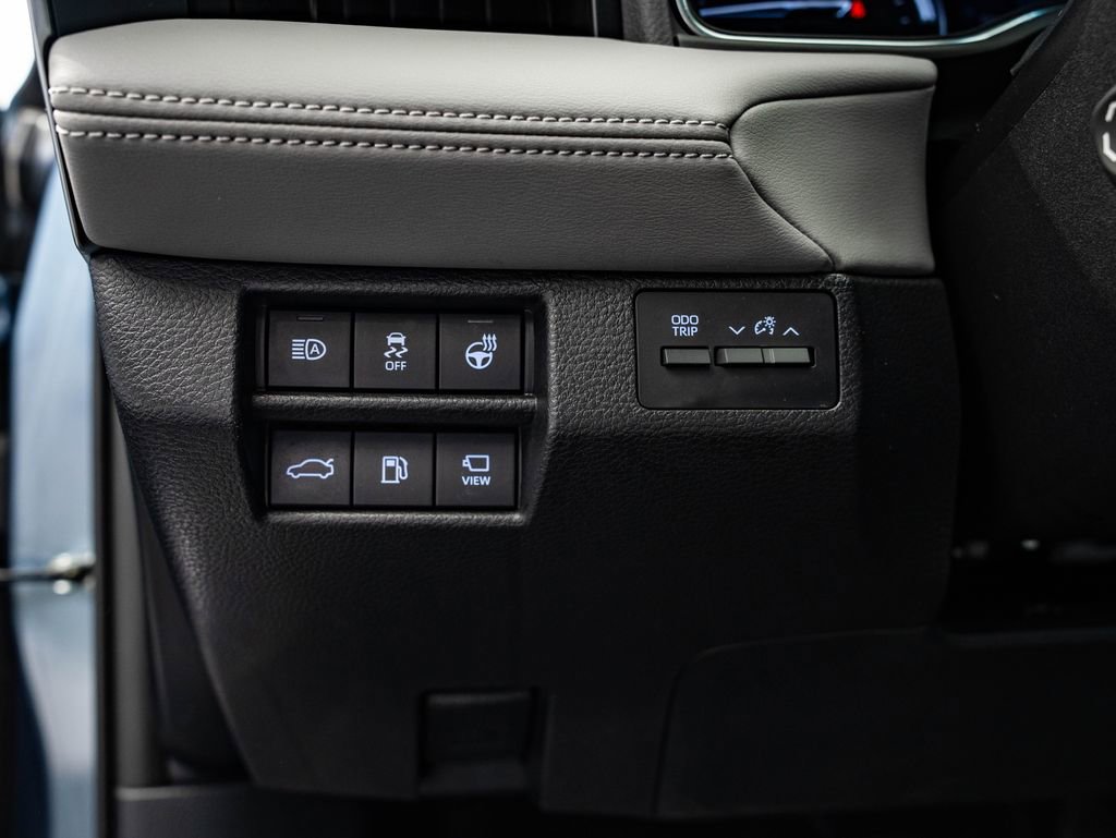 Used 2021 Toyota Avalon Limited w/ Advanced Safety Package FWD image 41