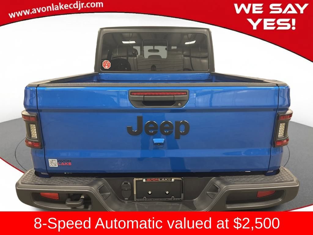 Used 2023 Jeep Gladiator Sport image 4