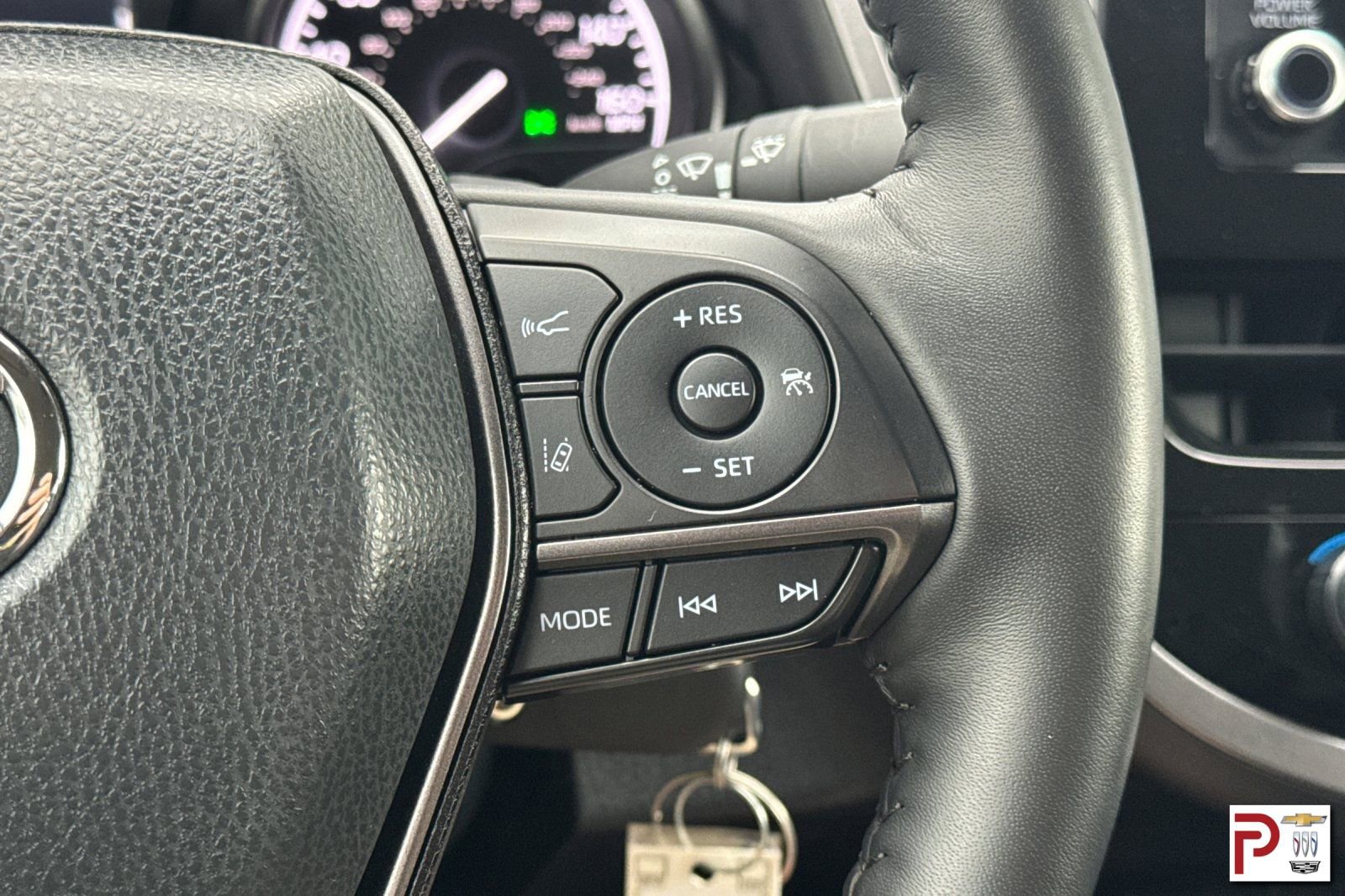 Used 2024 Toyota Camry SE FWD image 27