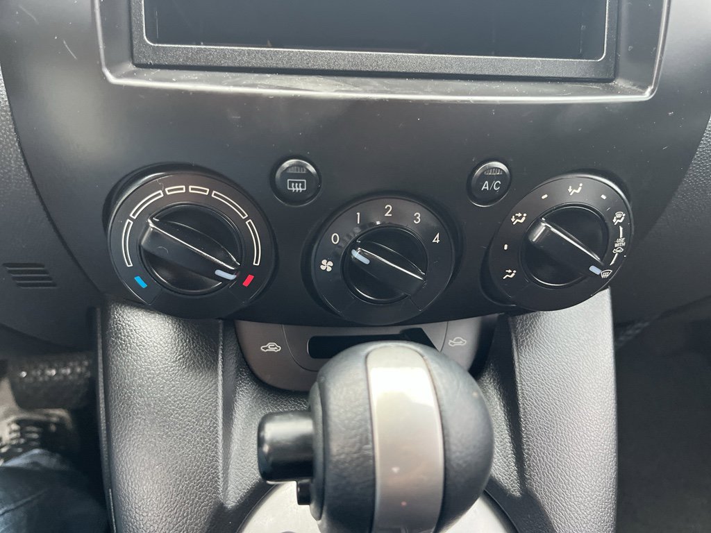 Used 2011 MAZDA MAZDA2 Touring image 14