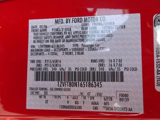 Used 2006 Ford Mustang Premium RWD image 30