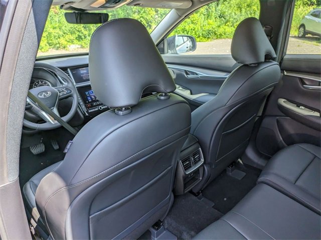 New 2025 INFINITI QX50 Luxe image 27