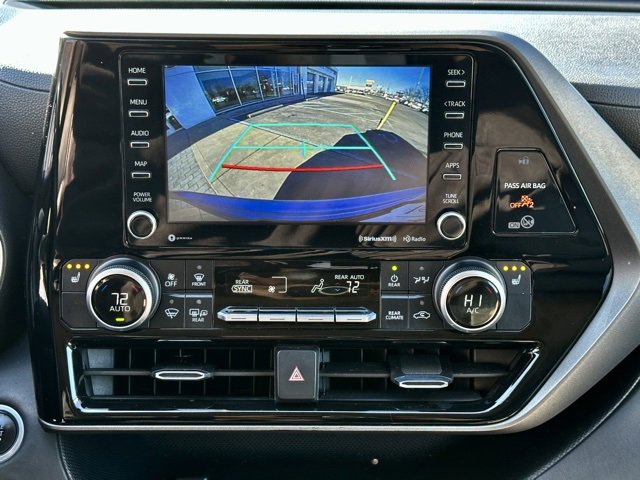 Used 2021 Toyota Highlander XLE image 28