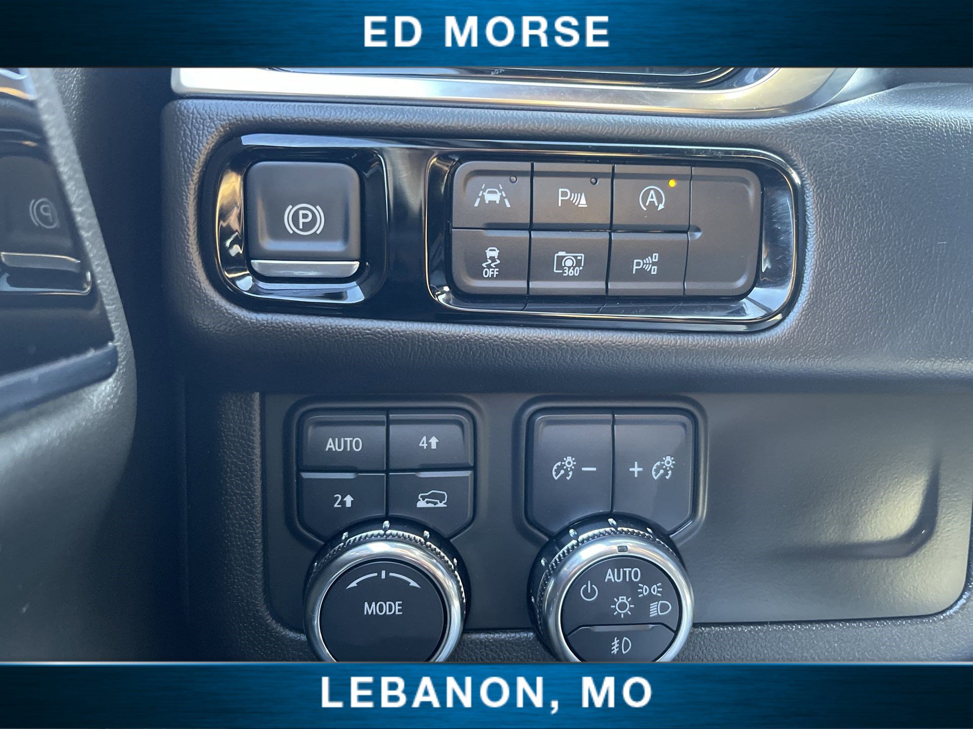 Used 2025 GMC Yukon Denali image 17