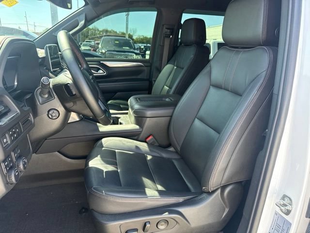 Used 2023 Chevrolet Tahoe RST w/ Luxury Package AWD/4WD image 14