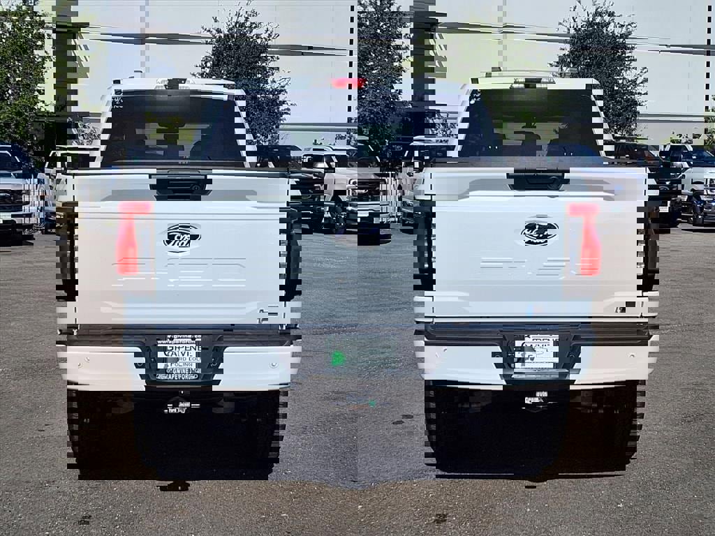 New 2025 Ford F150 Lightning Flash image 5