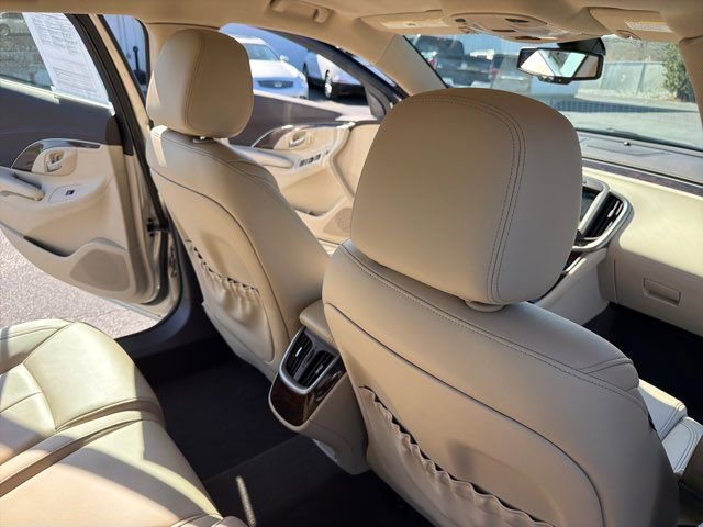 Used 2015 Buick LaCrosse Leather image 24