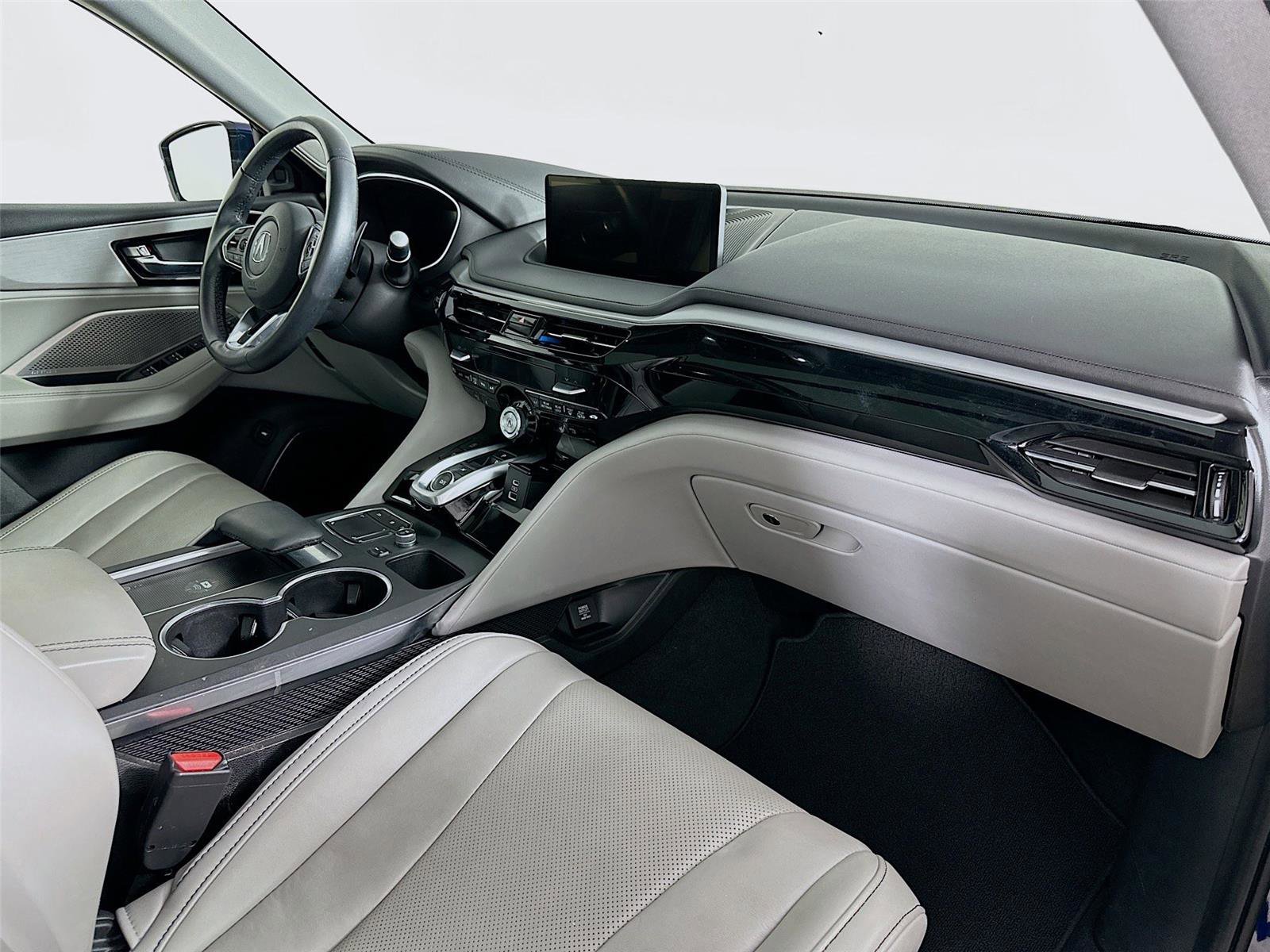 Used 2023 Acura MDX SH-AWD w/ Technology Package image 32