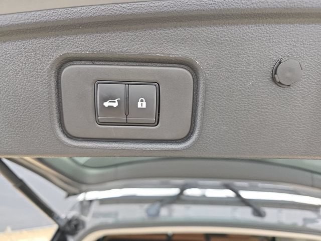 Used 2025 Nissan Pathfinder Platinum w/ Cargo Package FWD image 34