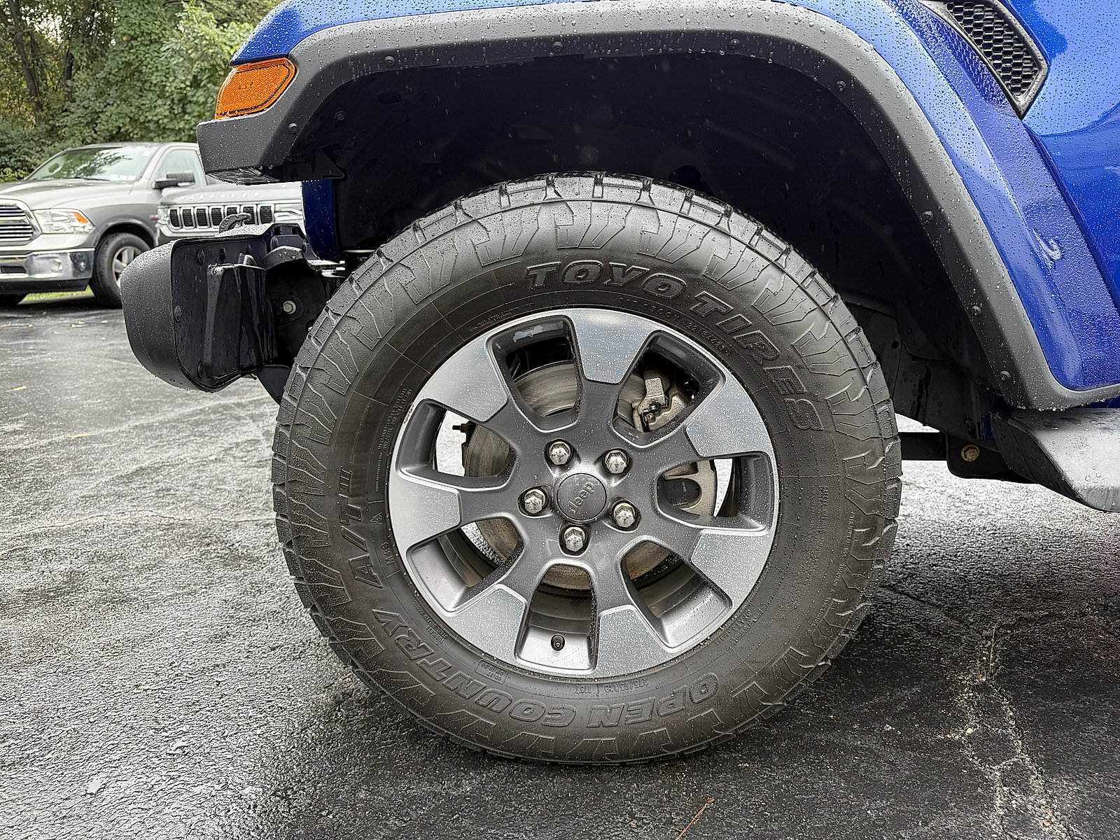 Certified 2019 Jeep Wrangler Unlimited Sahara AWD/4WD image 10