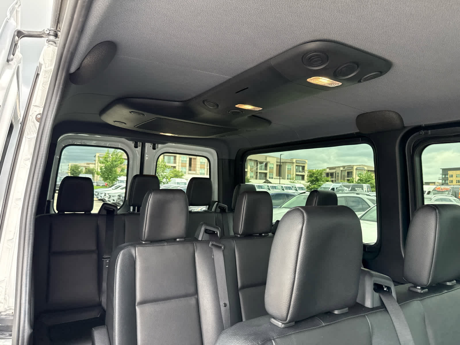 Used 2023 Mercedes-Benz Sprinter 2500 image 20
