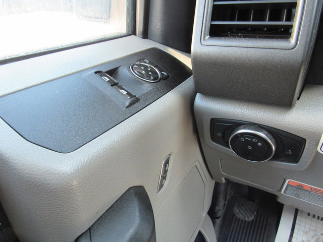 Used 2019 Ford F550 4x4 Regular Cab Super Duty image 42