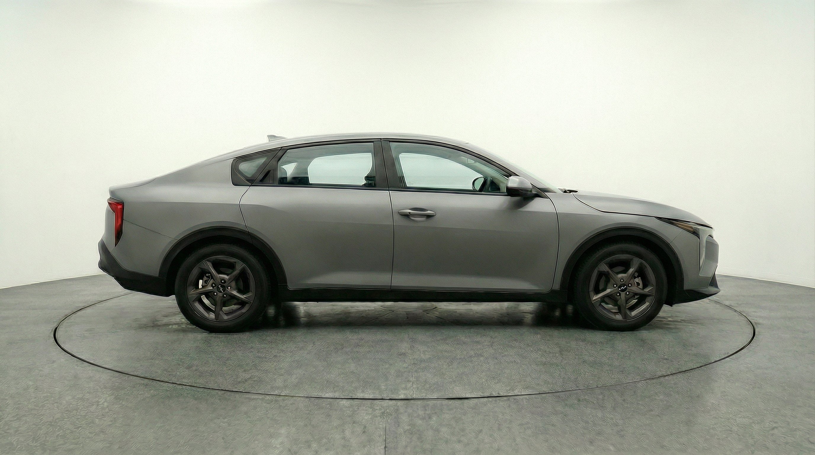 Used 2025 Kia K4 FWD image 11