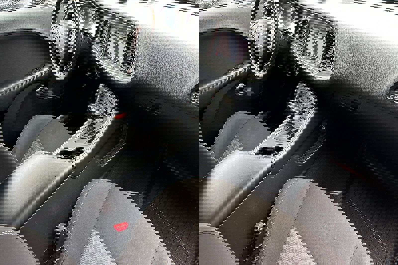 Used 2022 Dodge Challenger GT AWD/4WD image 16