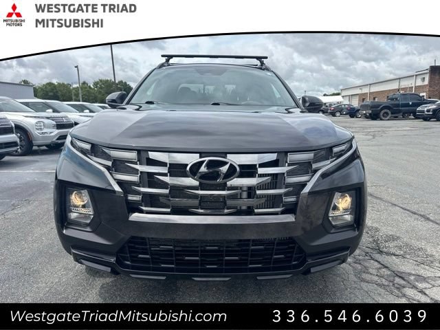 Used 2023 Hyundai Santa Cruz Night AWD/4WD image 2