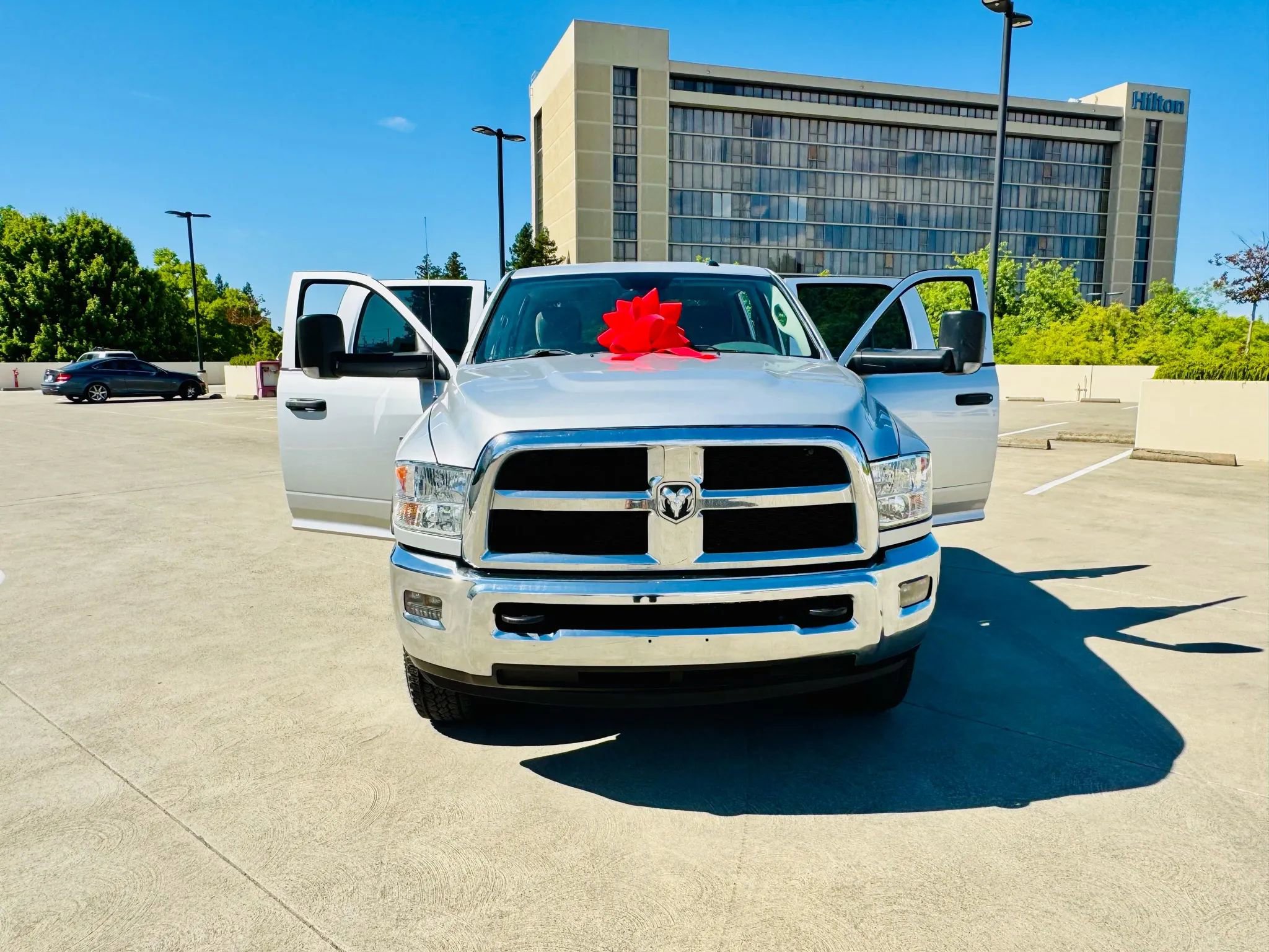 Used 2018 RAM 2500 Tradesman w/ Chrome Appearance Group AWD/4WD image 30