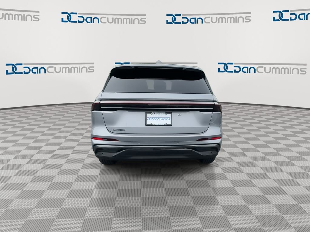 New 2025 Lincoln Nautilus Premier w/ Jet Appearance Package AWD/4WD image 7