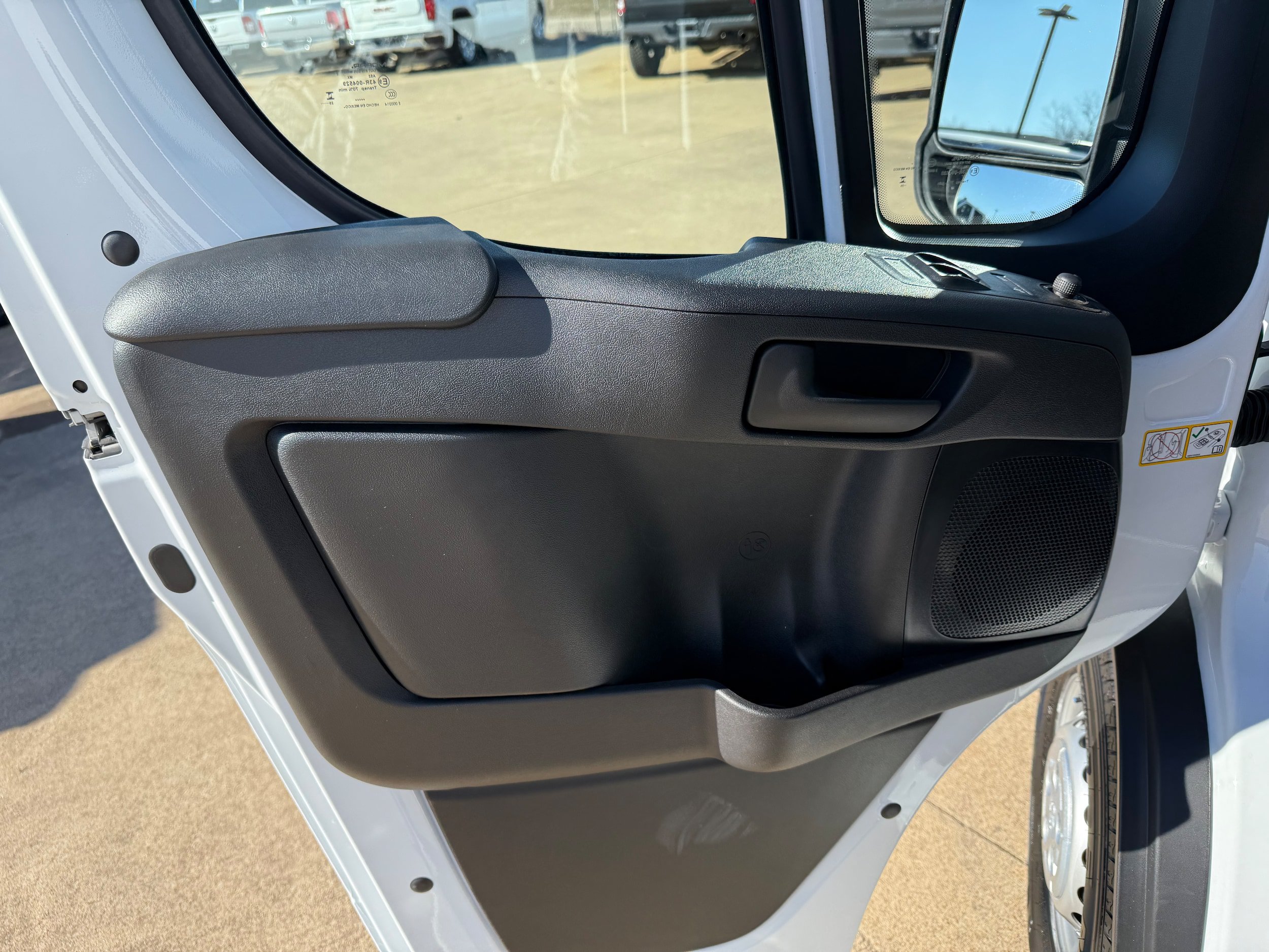 New 2026 RAM ProMaster 3500 w/ Convenience Group FWD image 6