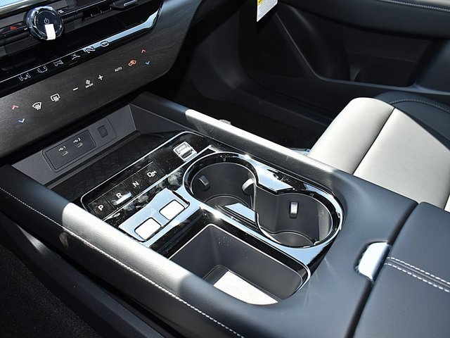 New 2025 Nissan Murano SL image 12