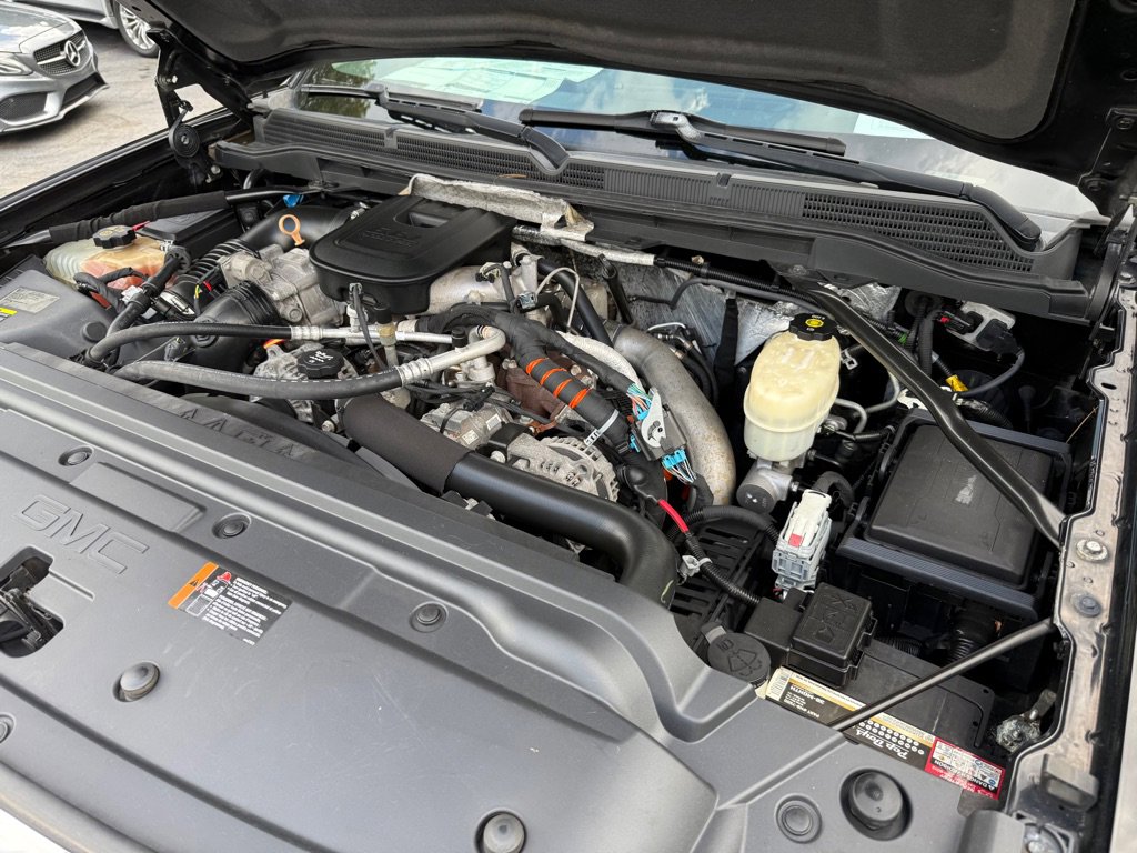 Used 2015 GMC Sierra 2500 Denali w/ Duramax Plus Package image 25