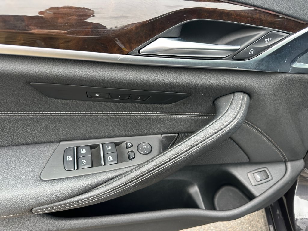 Used 2019 BMW 540i xDrive w/ Convenience Package AWD/4WD image 24