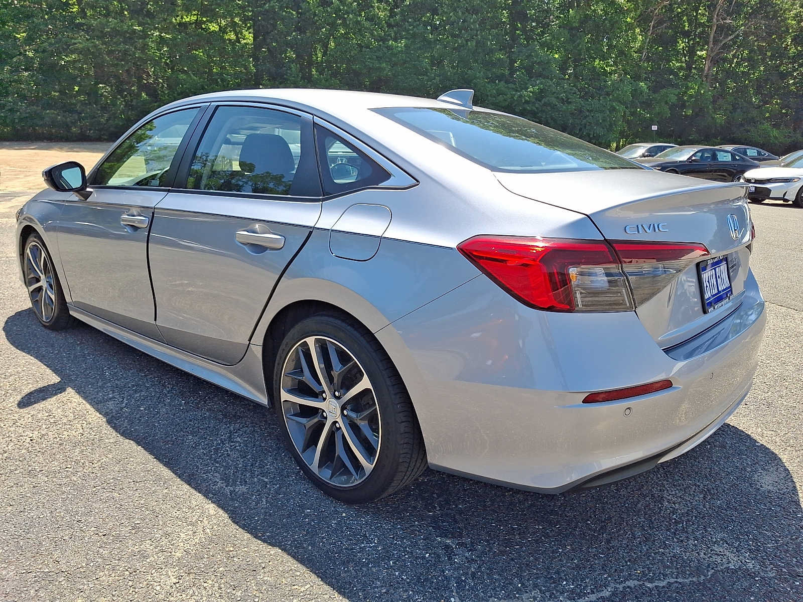 Used 2023 Honda Civic Touring image 4