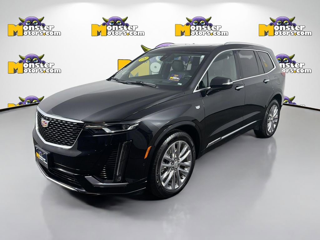 Used 2023 Cadillac XT6 Premium Luxury image 1