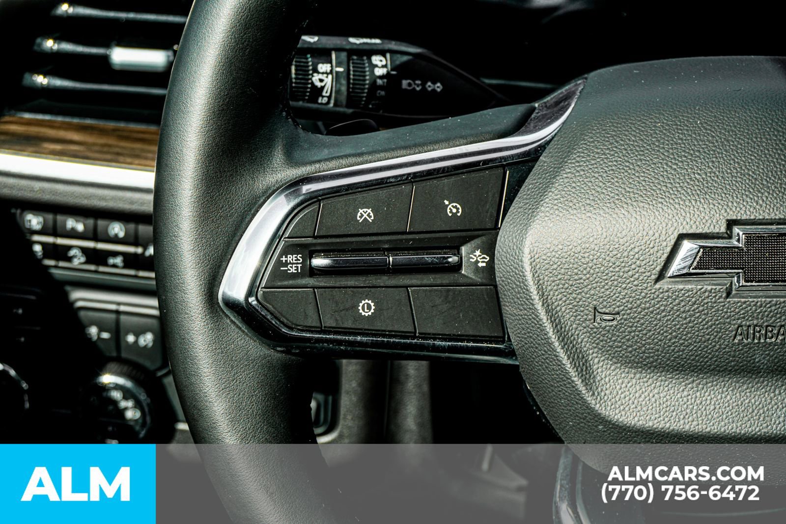 Used 2025 Chevrolet Tahoe Z71 w/ Comfort Package image 30