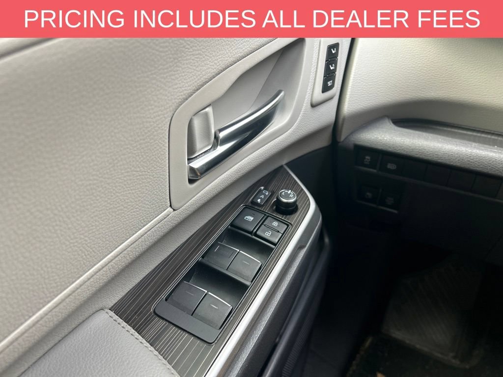 Certified 2021 Toyota Sienna Limited FWD image 13