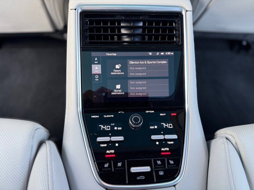 Used 2018 Porsche Panamera Turbo Executive w/ Assistance Package image 44