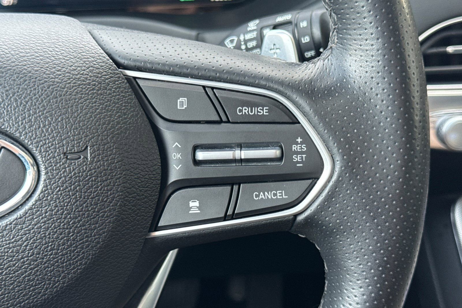 Used 2022 Hyundai Palisade Calligraphy w/ Winter Package image 31