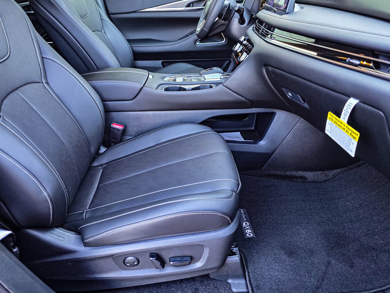 New 2027 INFINITI QX60 Luxe w/ Cargo Package AWD/4WD image 32
